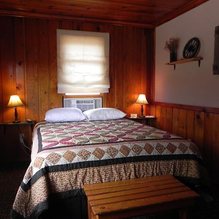 Apache Village Cabins รุยโดโซ ภายนอก รูปภาพ